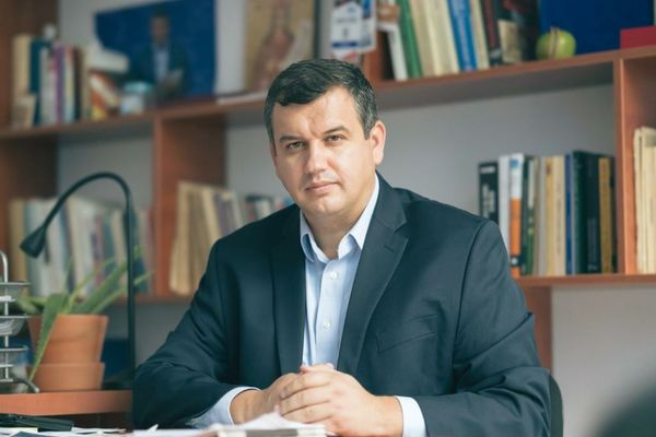 Eugen Tomac: „Nehammer își trăiește începutul sfârșitului său politic! România își va câștiga dreptul furat la 8 decembrie”
