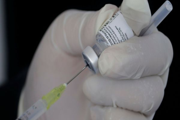 DOCUMENT EXPLOZIV! Ministerului Sănătății reacționează după raportul CNCAV ținut la secret: reacțiile adverse ale vaccinurilor anti-Covid, reale. Unde apar diferențele