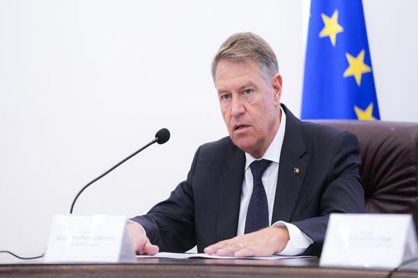 Un general-cheie a plecat din sistem - DECRETELE semnate de președintele Iohannis