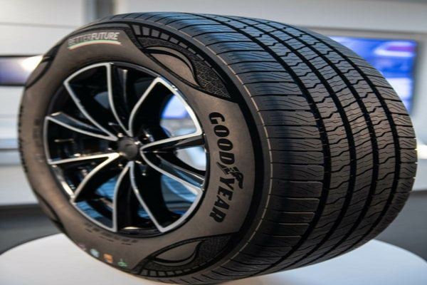 A apărut prima anvelopă eco. Este fabricată din ulei de soia, orez și rășină de pin