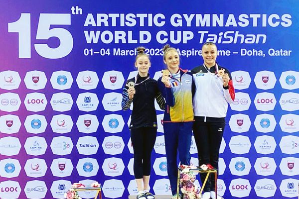 Sabrina Voinea, două medalii de aur la Cupa Mondială de gimnastică
