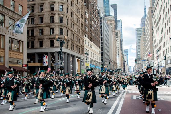 Paradă de ziua Sf. Patrick pe Fifth Avenue din New York City