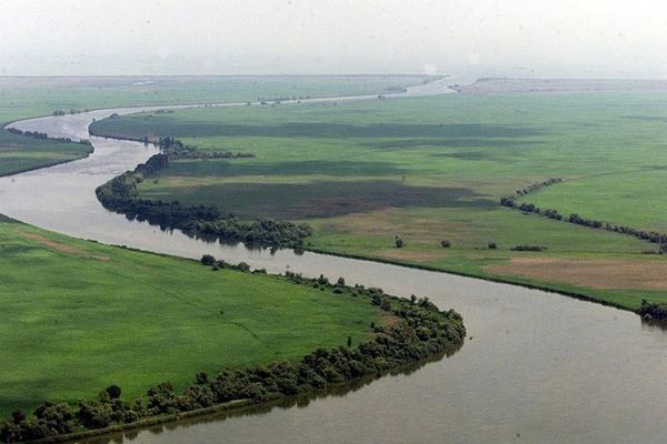 Scandalul Bâstroe. Oficiali din România și Ucraina, față în față. Guvernul cere verificări. Anca Alexandrescu, investigație amplă: ce NU se spune despre dragări