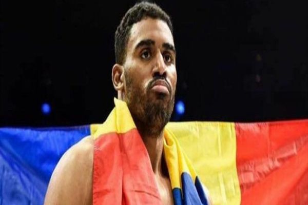 Cunoscut luptător de kickboxing, implicat într-un grav accident rutier pe autostrada A2