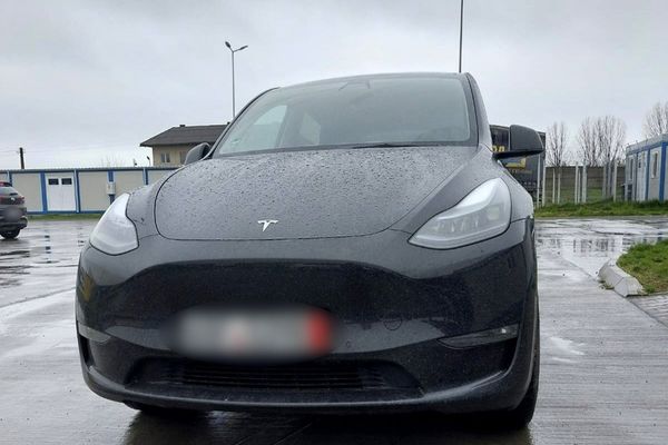 A vrut să treacă prin vamă Isaccea cu un bolid neînmatriculat