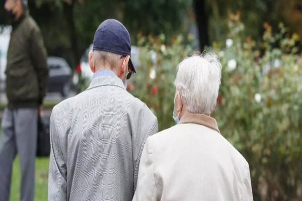 Cea mai bună țară din Europa unde te poți retrage la pensie. Mare, soare, prețuri bune și acces la servicii medicale de calitate