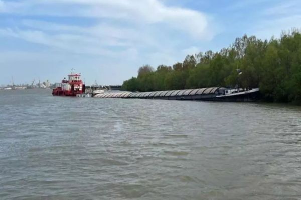 Navă românească lovită de o altă ambarcațiune într-un port din Ucraina