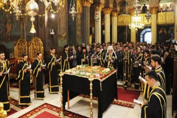 Vinerea Mare, PROHODUL DOMNULUI. Versurile complete ale Prohodului