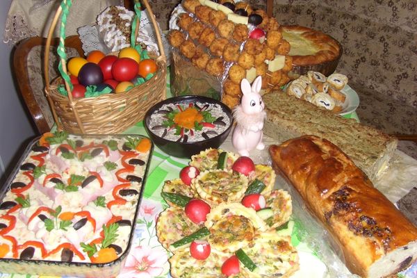Rețete tradiționale pentru masa de Paște - Secretele bunicii în cele mai gustoase preparate