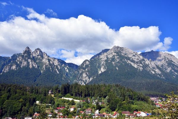 Vânzările pentru vacanțe în stațiunile montane și balneare au crescut cu 50%. Top stațiuni
