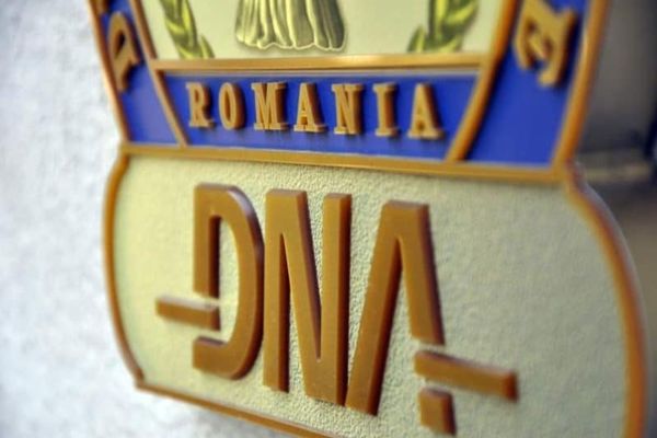 Percheziții DNA la Complexul Energetic Oltenia într-un dosar de corupție cu 4 suspecți