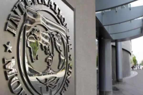 FMI vine în România, în plin protest al fermierilor și transportatorilor