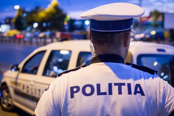 Teribilist pe străzile din Sulina. Beat la volan și fără permis