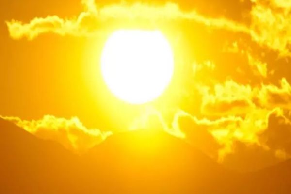 Vreme rece astăzi. Unde vor apărea precipitații