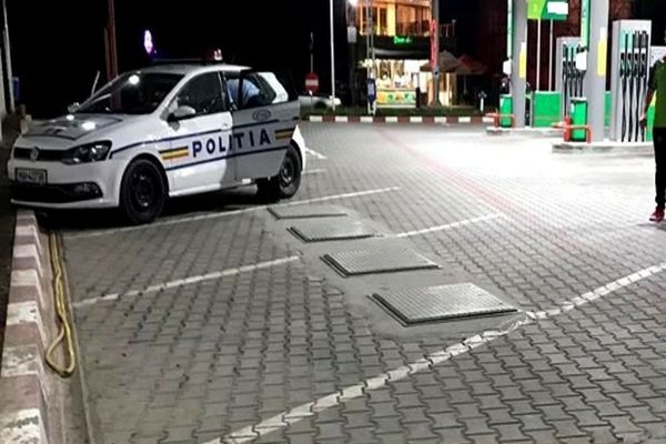 Un tânăr din Tulcea a furat două baterii externe din incinta unei stații de carburanți din Brăila