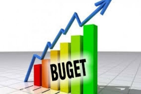 De unde se vor lua banii pentru majorările din Educație. Anunțul ministrului Muncii