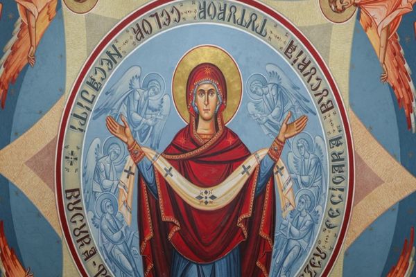 SĂRBĂTOARE 1 OCTOMBRIE - ACOPERĂMÂNTUL MAICII DOMNULUI 