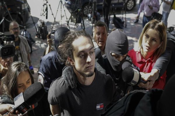 "Maru", presupusul dealer al șoferului drogat Vlad Pascu, reținut 24 de ore. Alți 2 suspecți, reținuți