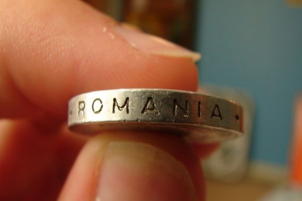 BNR lansează o monedă cu valoarea de 100 de lei