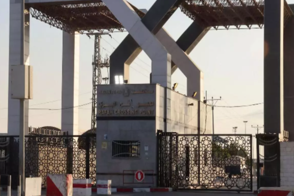 S-a deschis punctul de frontieră Rafah dintre Fâșia Gaza și Egipt