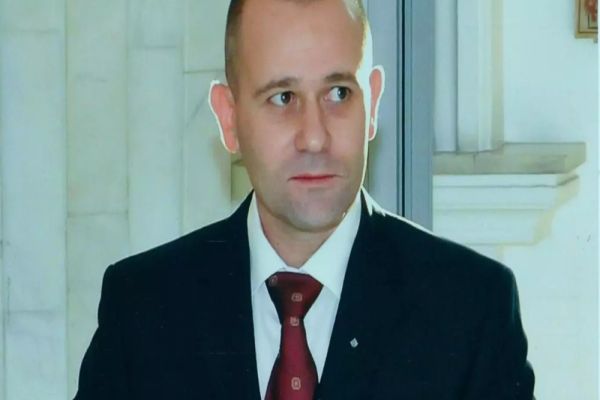 De ce NU au fost reținuți, de fapt, generalii Statului Paralel: Dumbravă este grav bolnav