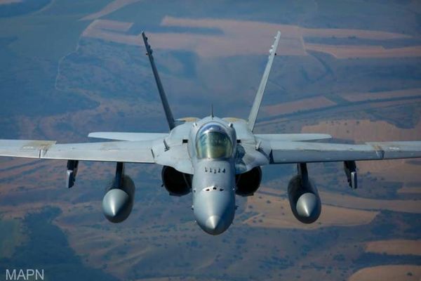 DOUĂ AERONAVE F-18 AU MONITORIZAT SITUAŢIA DE LA GRANIŢA CU UCRAINA, ÎN CONTEXTUL ATACURILOR RUSIEI