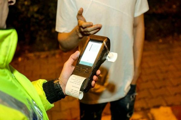 ICCJ CLARIFICĂ LEGISLAȚIA PRIVIND ȘOFERII DEPISTAȚI POZITIV LA DROGURI: NOI CONDIȚII PENTRU DOSARELE PENALE