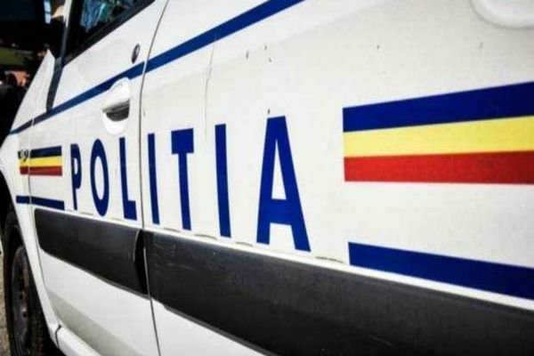 O bătrână din Tulcea le-a dat 38.000 de lei unor străini