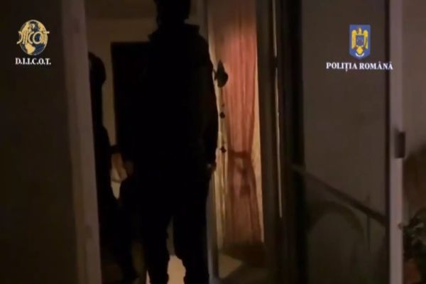 MAI, CONDUS DE CĂTĂLIN PREDOIU, OPERAȚIUNE ÎN FORȚĂ ÎMPOTRIVA CRIMINALITĂȚII ORGANIZATE: PERCHEZIȚII MIERCURI DIMINEAȚĂ ÎN TOATĂ ȚARA