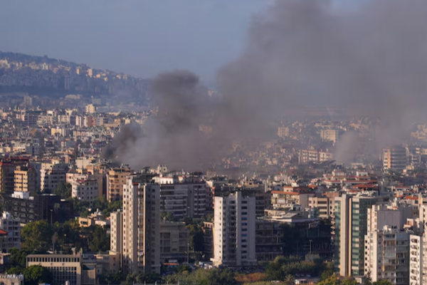 ALERTĂ MAE PENTRU IRAN! ROMÂNII, SFĂTUIȚI SĂ PĂRĂSEASCĂ DE URGENȚĂ ACEASTĂ ȚARĂ