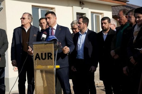 SIMION: CEEA CE S-A DECIS ASTĂZI NU REPREZINTĂ UN FAVOR, CI REPREZINTĂ UN DREPT PE CARE ROMÂNII ÎL AVEAU DIN MOMENTUL ADERĂRII LA UNIUNEA EUROPEANĂ