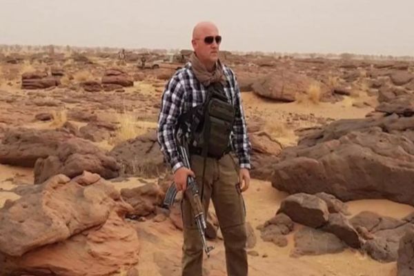 HORAȚIU POTRA, LEGIONARUL MILIONAR, SĂLTAT DE POLIȚIȘTI ÎN TRAFIC, ÎN TIMP CE SE ÎNDREPTA SPRE BUCUREȘTI ÎNSOȚIT DE 20 DE PERSOANE