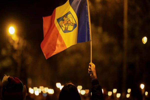 ROMÂNII CONTINUĂ PROTESTELE ÎN TOATĂ ȚARA ȘI ÎN DIASPORA: JUSTIȚIA, ÎN FAȚA UNUI TEST CRUCIAL