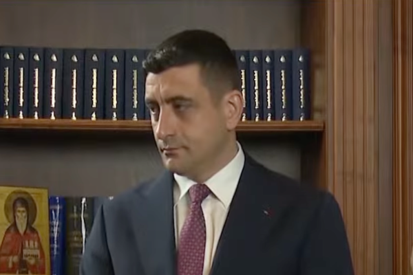 GEORGE SIMION ACUZĂ O TENTATIVĂ DE FRAUDĂ ÎN DIASPORA LA DOAR CÂTEVA ORE DE LA ÎNCEPEREA CAMPANIEI