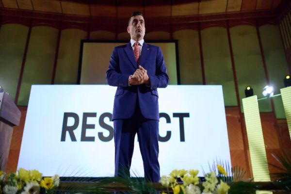 GEORGE SIMION: „NICUȘOR DAN PREGĂTEȘTE FRAUDAREA ALEGERILOR. SĂ ANULEZE MANIFESTAREA DE DUMINICĂ!”