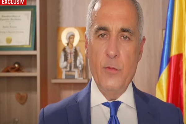 CĂLIN GEORGESCU, MESAJ IMPRESIONANT PENTRU ROMÂNI, ÎN DIRECT LA REALITATEA PLUS: ”ÎNCHEI IMPLICAREA MEA ACTIVĂ ÎN POLITICĂ. POPORUL ESTE PARTIDUL MEU”