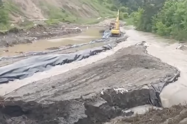 AUR CERE COMISIE DE ANCHETĂ ÎN URMA DEZASTRULUI DE LA SALINA PRAID