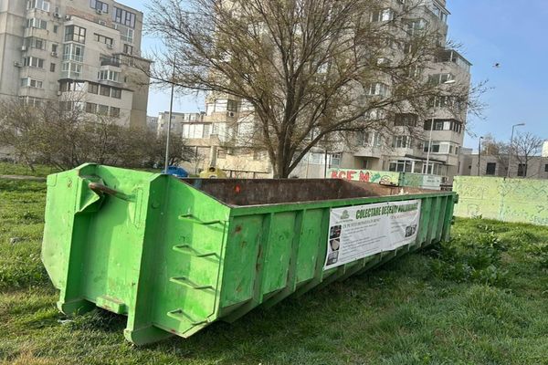 SCAPĂ RESPONSABIL DE LUCRURILE VECHI 