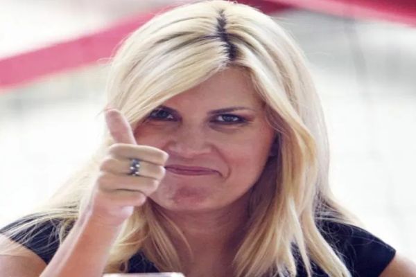 ELENA UDREA, DESPRE TRAIAN BĂSESCU: „NU A FOST PE LISTA MEA DE APEL. NORMAL CĂ AȘ VORBI CU EL, DOAMNE FEREȘTE!”