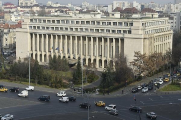 ANALIZA CELUI DE-AL DOILEA PACHET FISCAL CONTINUĂ: REFORME MAJORE ȘI TENSIUNI ÎN COALIȚIE 