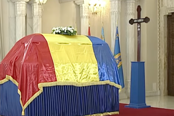 NICUȘOR DAN ȘI KLAUS IOHANNIS, MARII ABSENȚI DE LA FUNERALIILE DE STAT ALE LUI ION ILIESCU