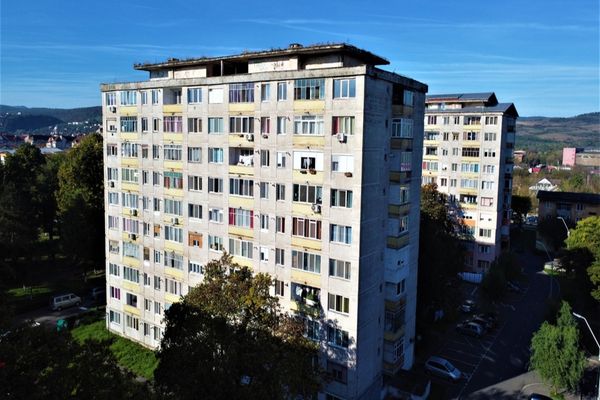 PREMIERĂ ÎN ROMÂNIA: 25.000 DE APARTAMENTE ALIMENTATE CU ENERGIE DIN DEȘEURI - VIDEO