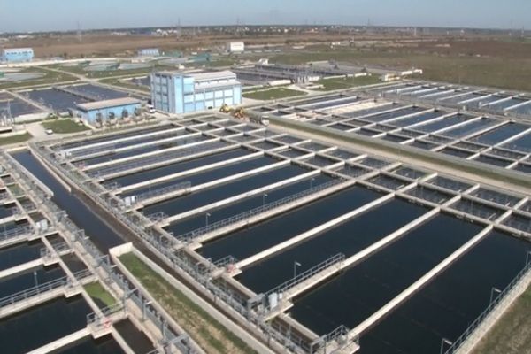 Riscam să pierdem banii europeni! Guvernul a găsit soluția de avarie pentru sute de localități care au rămas în urmă cu lucrările la apă și canalizare