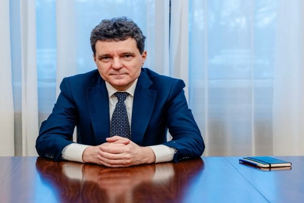 Nicușor Dan deplânge pierderea vieții românului în incendiul din Crans-Montana: "Am sperat până în ultima clipă într-un deznodământ diferit"