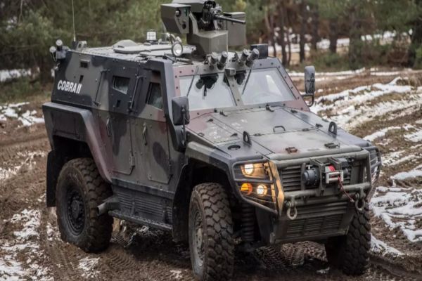 Turcii dați în judecată de Romtehnica, pentru că nu au livrat transportoare blindate, cumpără Automecanica Mediaș