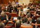 Cu protestele în stradă, deputații dau startul angajărilor în Parlament. Noi angajați, așteptați în comisiile de lucru